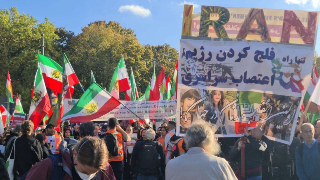 Liberté, les iraniennes veulent écrire ton nom