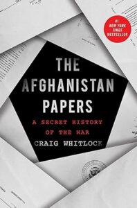 Couverture du livre " The Afghanistan papers. A secret history of the war " de Craig WHITLOCK